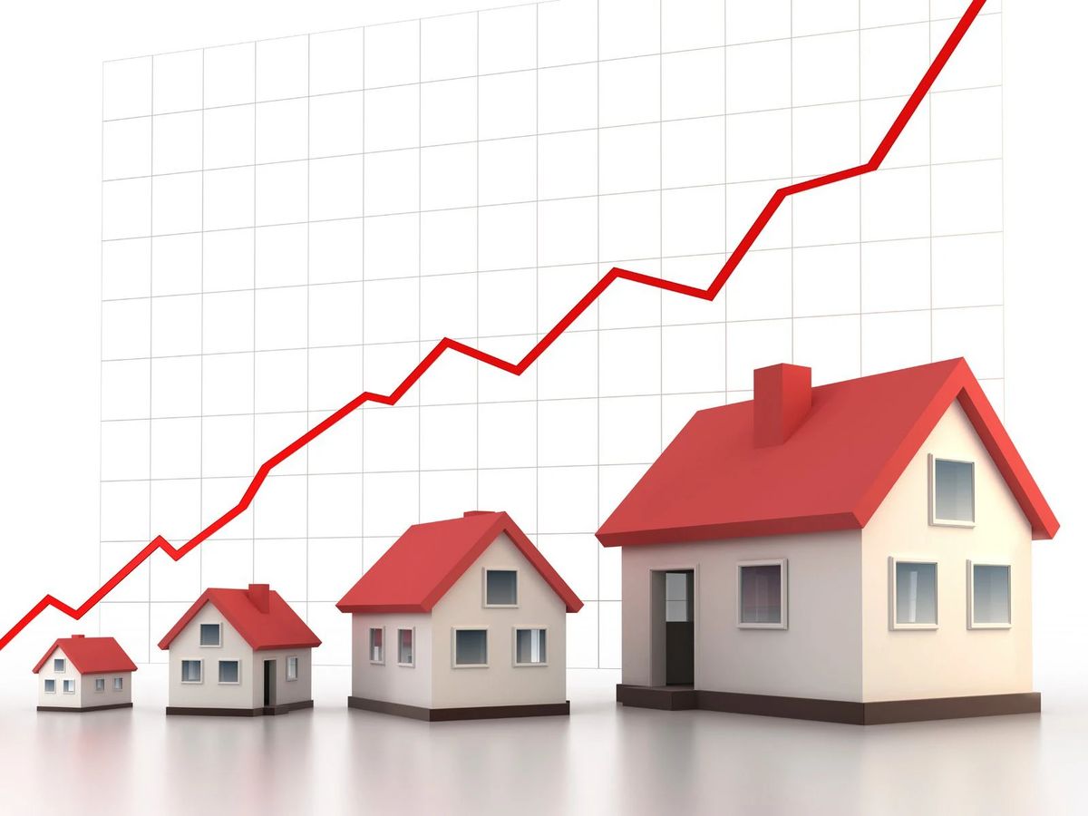 Houses increasing in size with upward trending graph