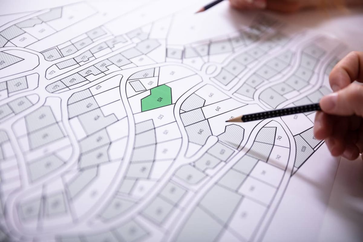 Property map with highlighted parcel and pencils
